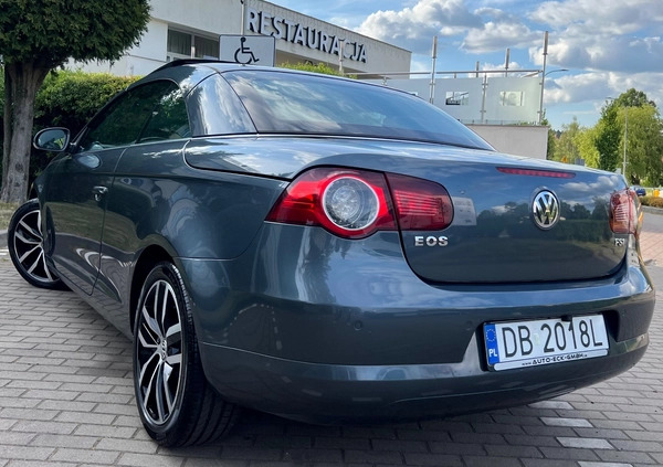 Volkswagen Eos cena 23999 przebieg: 89000, rok produkcji 2007 z Wałbrzych małe 742